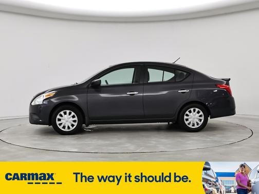 2015 Nissan Versa SV