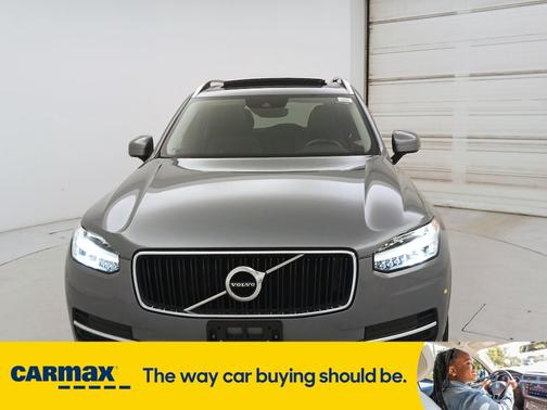 2019 Volvo XC90 T6 Momentum