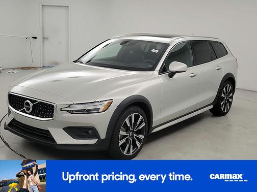 2020 Volvo V60 Cross Country T5