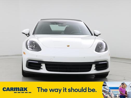 2018 Porsche Panamera