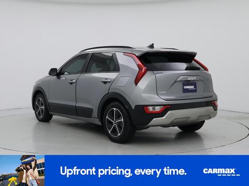2023 Kia Niro SX