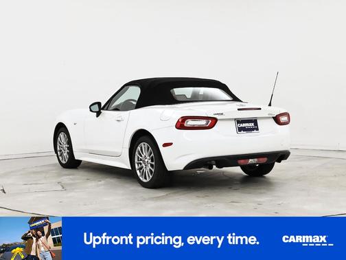 2017 FIAT 124 Spider Classica