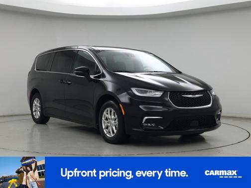Black 2025 Chrysler Pacifica Select