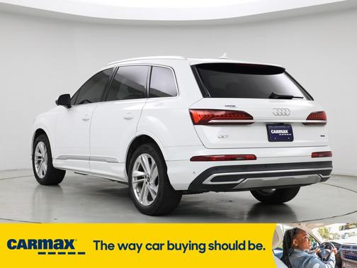 2022 Audi Q7 Premium Plus