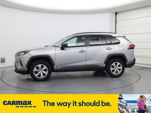 2020 Toyota RAV4 LE
