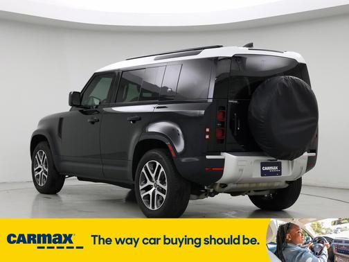 2023 Land Rover Defender 110 SE