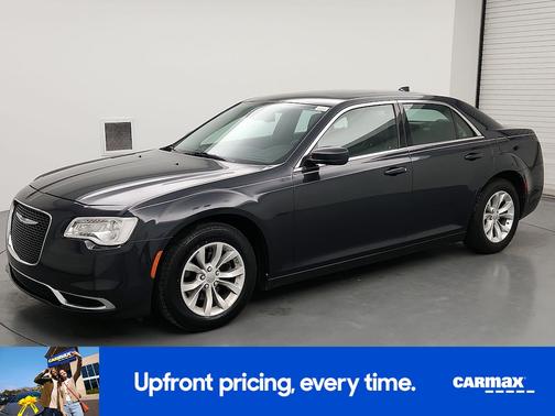2016 Chrysler 300 Limited