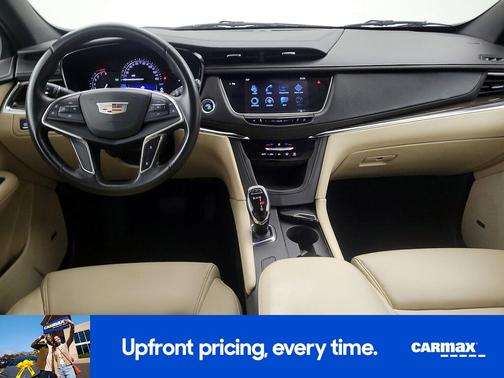 Burgundy 2017 Cadillac XT5