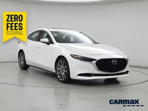 White 2022 Mazda Mazda3 Premium