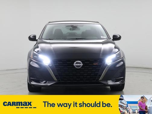 2023 Nissan Altima SR