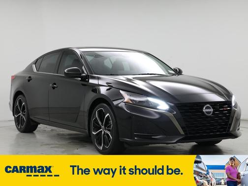 2023 Nissan Altima SR