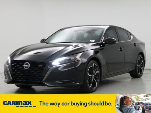 2023 Nissan Altima SR