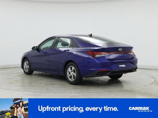 2021 Hyundai ELANTRA SE