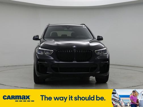 2022 BMW X5 M50i