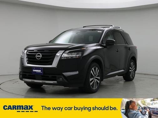 2022 Nissan Pathfinder Platinum