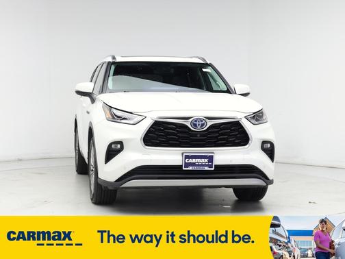 2021 Toyota Highlander Hybrid Platinum