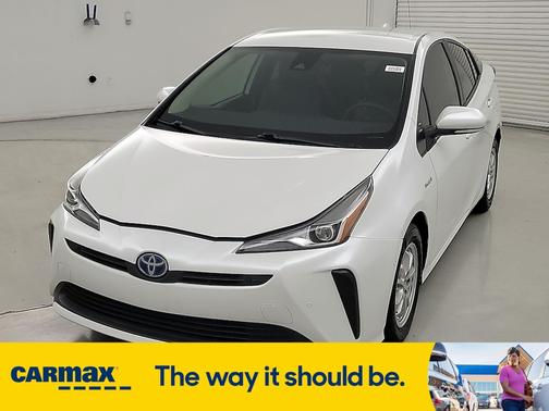 2022 Toyota Prius LE