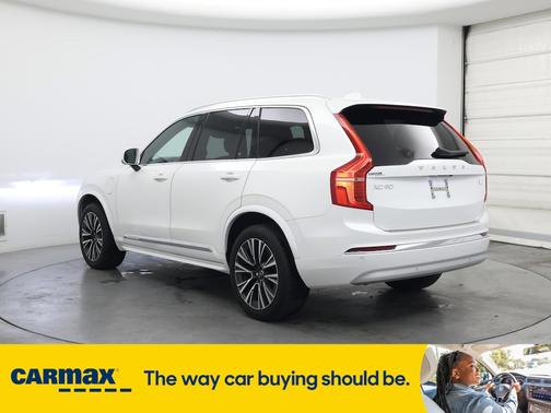 2022 Volvo XC90 Recharge Plug-In Hybrid T8 Inscription Expression