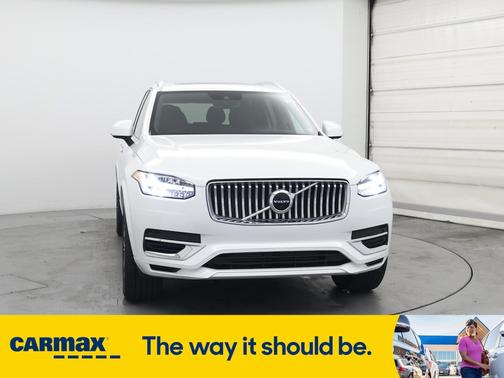 2022 Volvo XC90 Recharge Plug-In Hybrid T8 Inscription Expression