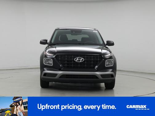 2022 Hyundai VENUE SE
