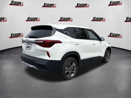 2023 Kia Seltos LX