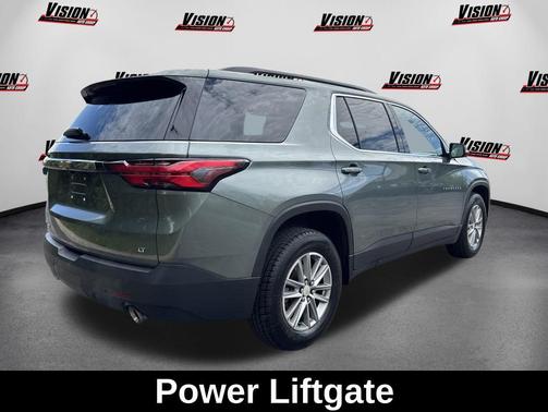 Silver Sage Metallic 2023 Chevrolet Traverse LT Leather