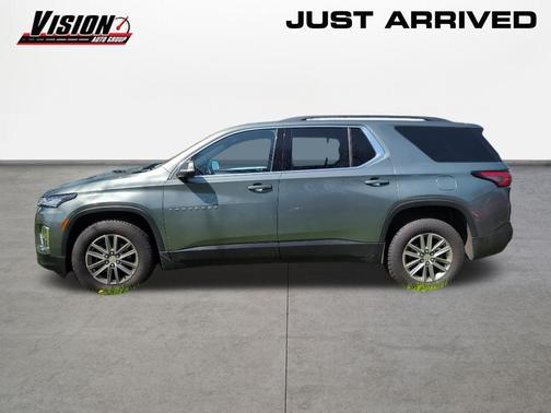 Silver Sage Metallic 2023 Chevrolet Traverse LT Leather