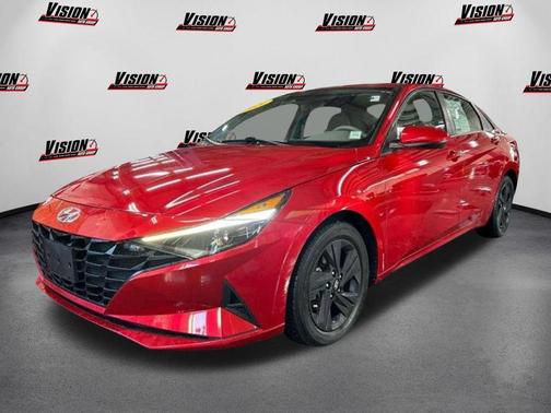 2021 Hyundai ELANTRA SEL