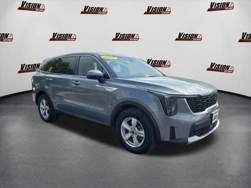 2024 Kia Sorento LX