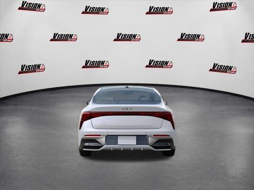 2025 Kia K5 EX