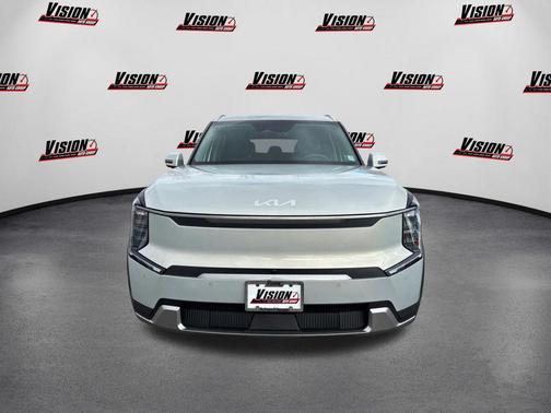 2026 Kia EV9 Wind