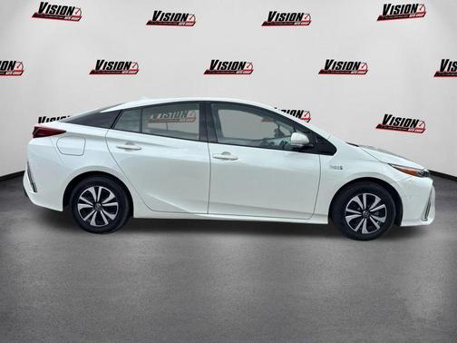 2017 Toyota Prius Prime Plus