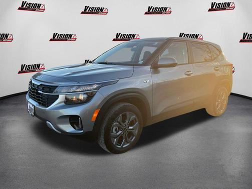 2025 Kia Seltos LX