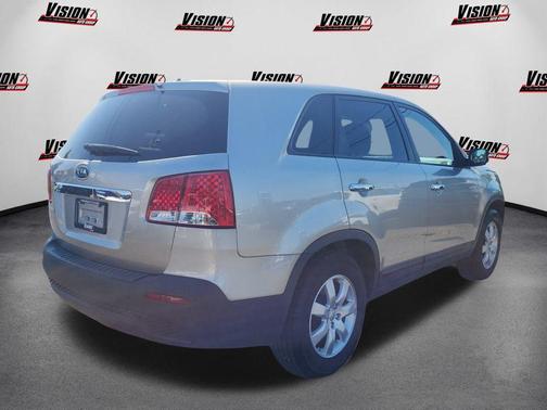 2013 Kia Sorento LX