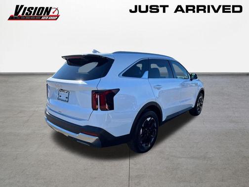 Glacial White Pearl 2026 Kia Sorento S