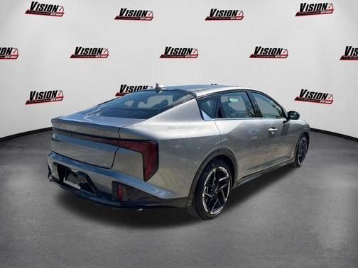 2025 Kia K4 GT-Line