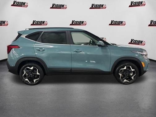 2025 Kia Seltos EX