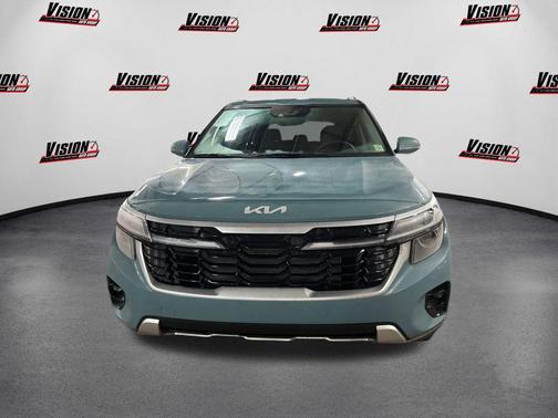 2025 Kia Seltos EX