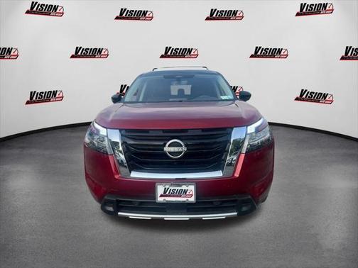 2024 Nissan Pathfinder SL 4WD
