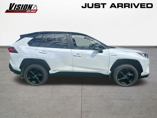 2020 Toyota RAV4 Hybrid SE
