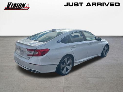 2019 Honda Accord Touring 2.0T