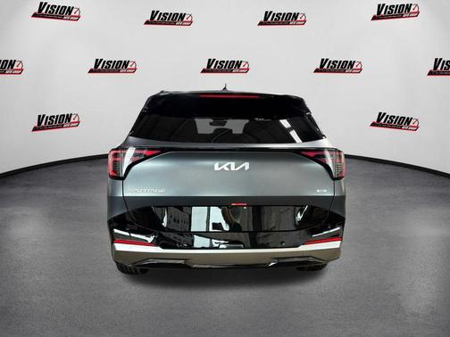 Shadow Matte Gray 2026 Kia Sportage Hybrid SX-Prestige