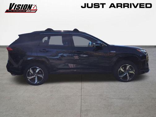 2024 Toyota RAV4 Prime SE