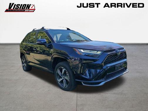 2024 Toyota RAV4 Prime SE
