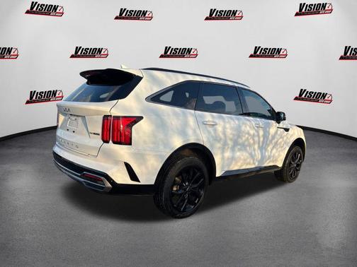 2022 Kia Sorento SX