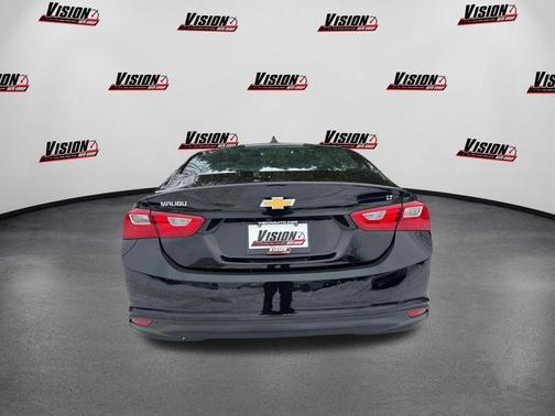 Mosaic Black Metallic 2025 Chevrolet Malibu FWD 1LT