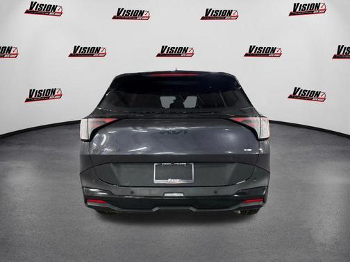 Panthera Metal Gray 2026 Kia Sportage X-Line