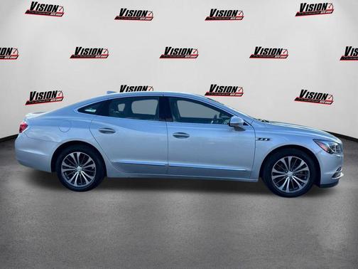 2018 Buick LaCrosse Essence