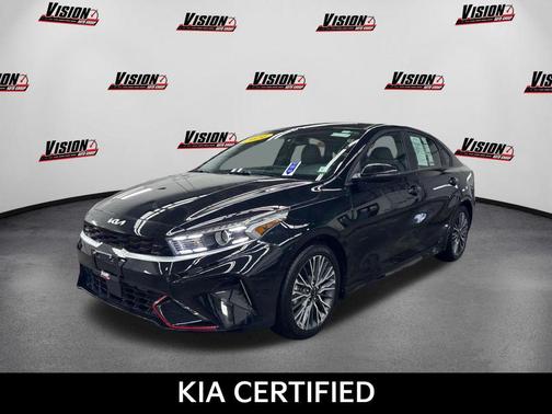 Aurora Black 2024 Kia Forte GT-Line