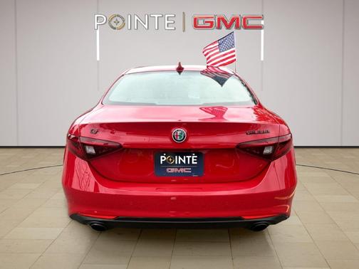 2020 Alfa Romeo Giulia Base